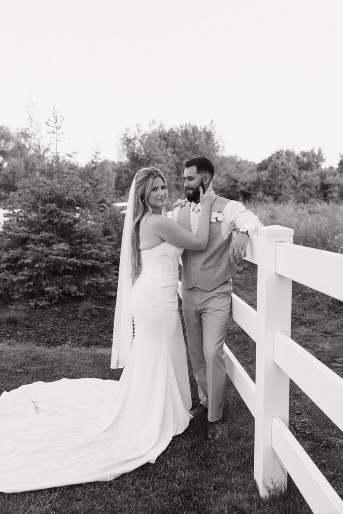 rustic modern wedding inspo